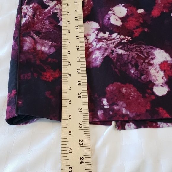 Adianna Papell Floral Pencil Skirt Size 6 - Picture 7 of 7